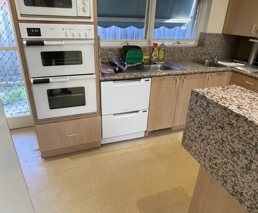 $320, Share-house, 5 bathrooms, Caulfield North VIC 3161