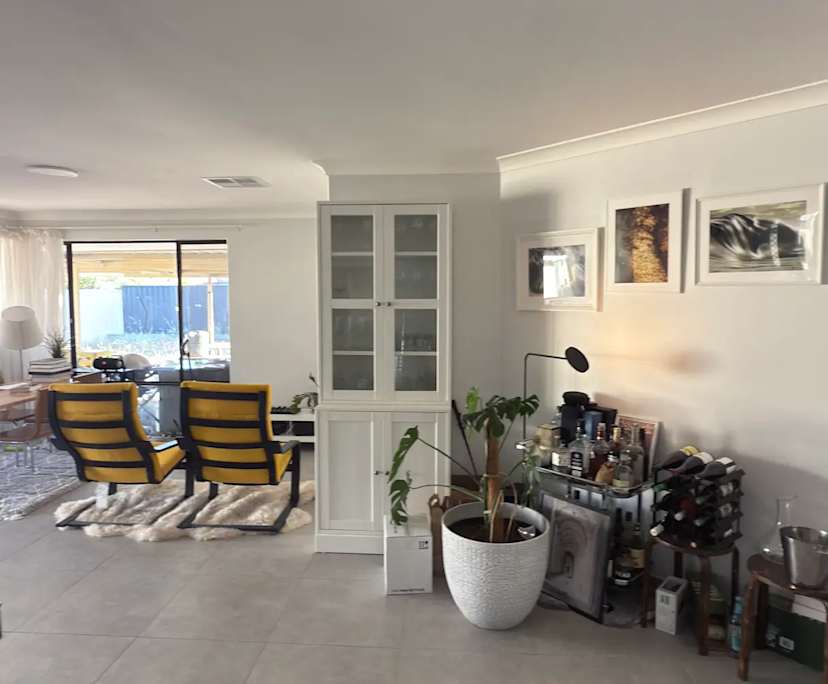 $250, Share-house, 4 bathrooms, Marangaroo WA 6064