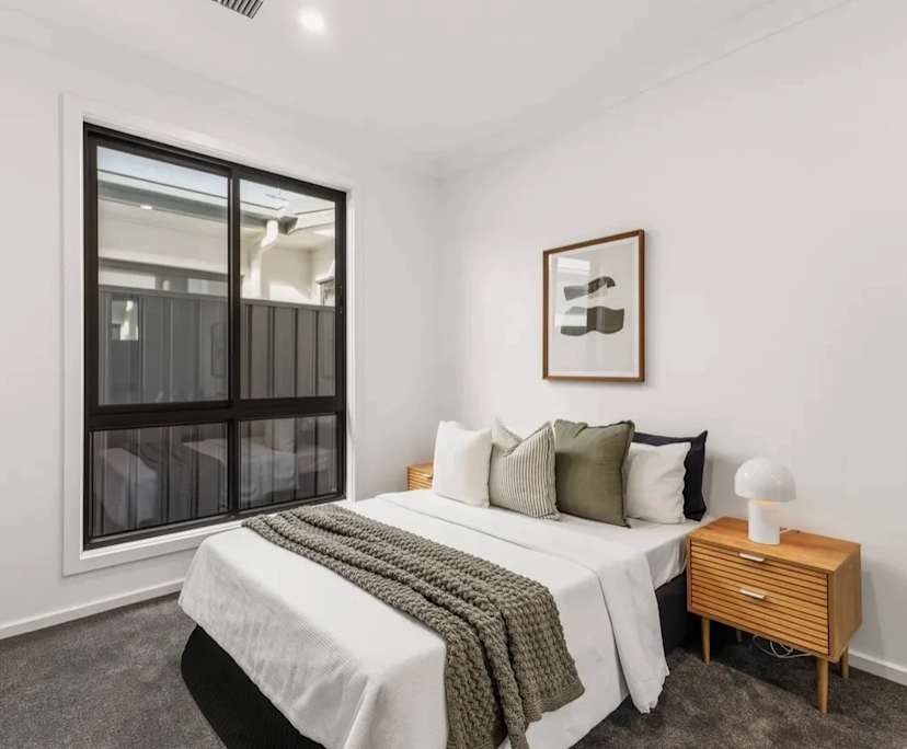 Room in a share house