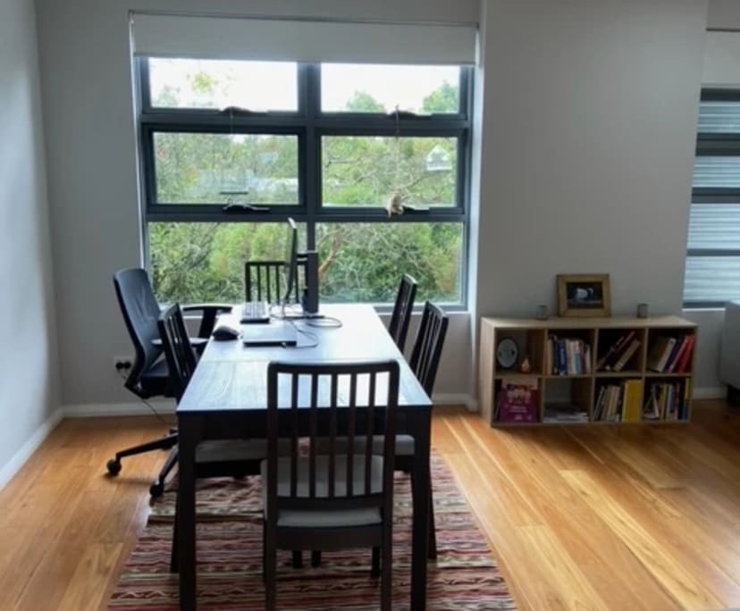 Furnished room with ensuite in a flatshare