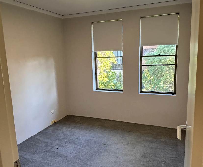 Unfurnished room in a flatshare