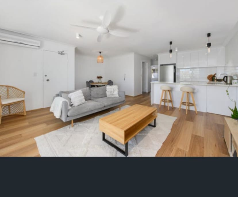 Unfurnished room in a flatshare
