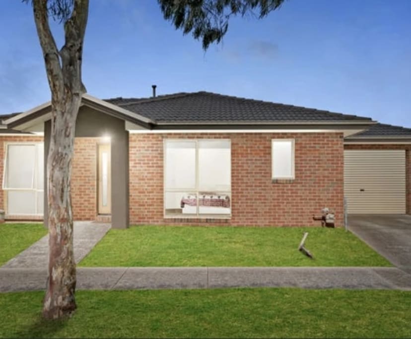 propertyImage