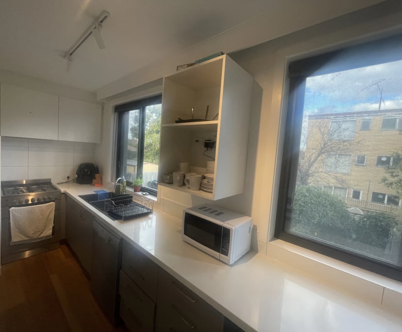 $300, Flatshare, 3 bathrooms, Saint Kilda East VIC 3183