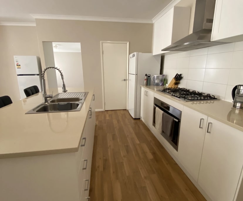 $250, Share-house, 4 bathrooms, Madora Bay WA 6210
