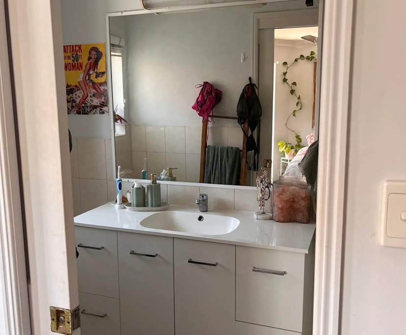 $270, Flatshare, 3 bathrooms, Bilinga QLD 4225