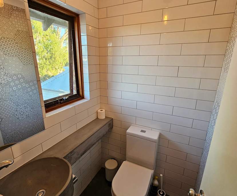 $325, Share-house, 3 bathrooms, White Gum Valley WA 6162