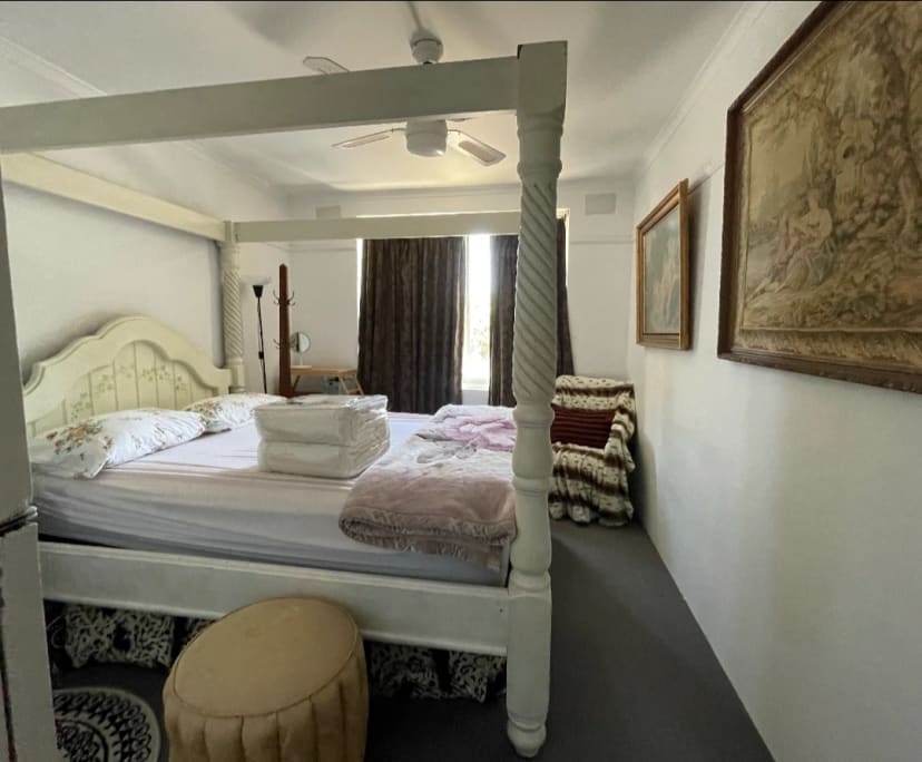 Whole property with 2 rooms for rent