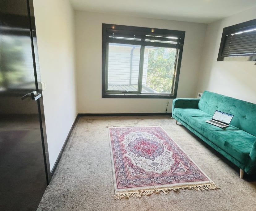$380, Whole-property, 2 bathrooms, Pascoe Vale VIC 3044