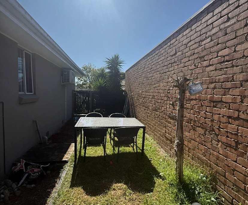 $320, Share-house, 2 bathrooms, Mentone VIC 3194