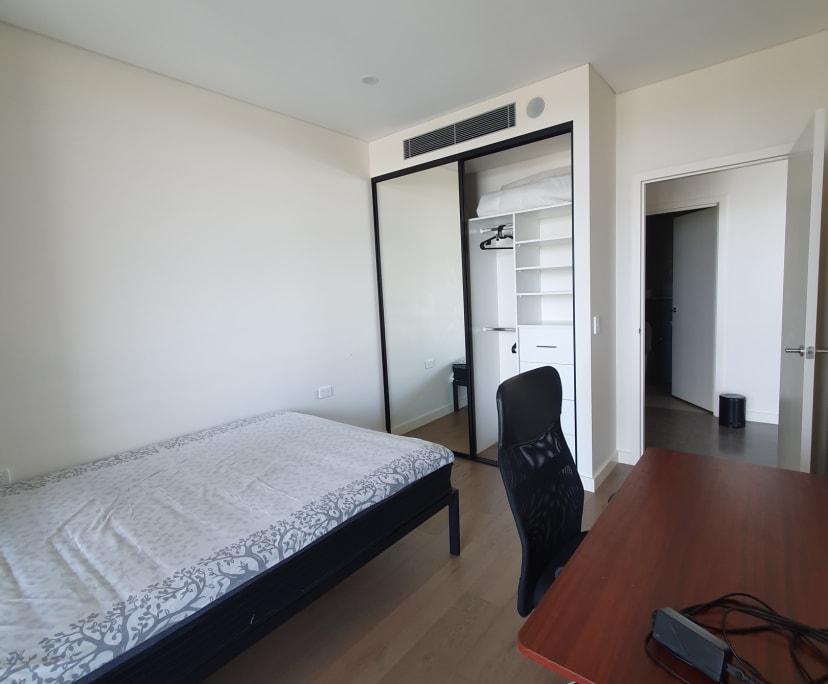 Furnished room in a flatshare