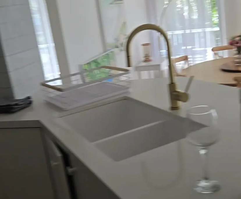 $475, Flatshare, 2 bathrooms, Surfers Paradise QLD 4217