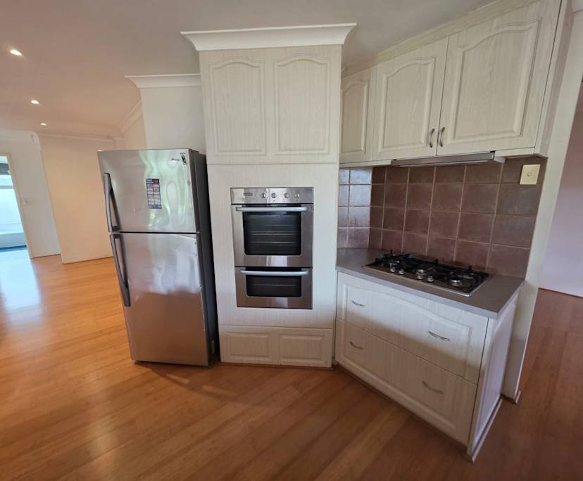 $1,000, Whole-property, 4 bathrooms, Forrestfield WA 6058