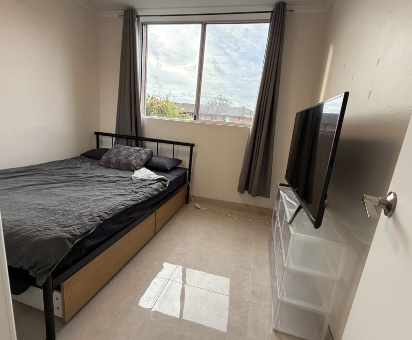 Furnished room in a flatshare