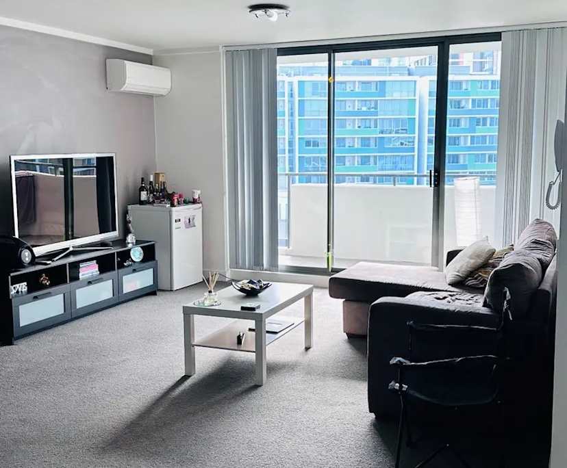 Furnished room with own bathroom