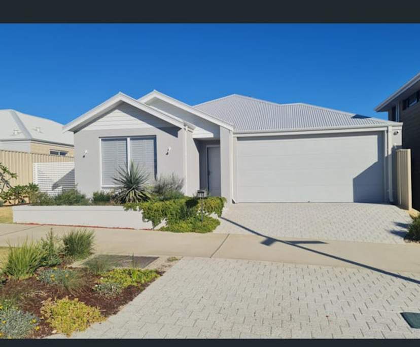 propertyImage