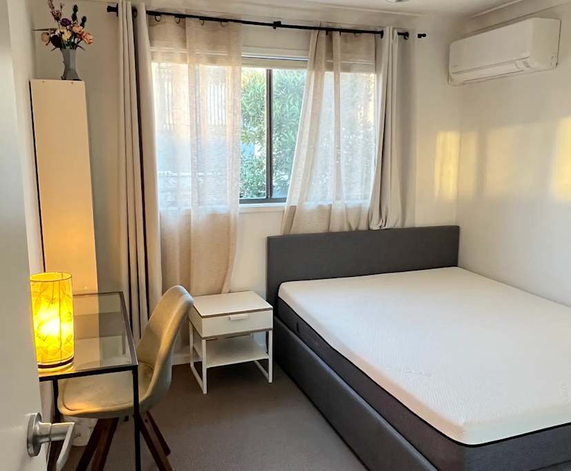 $290, Share-house, 4 bathrooms, Parkinson QLD 4115