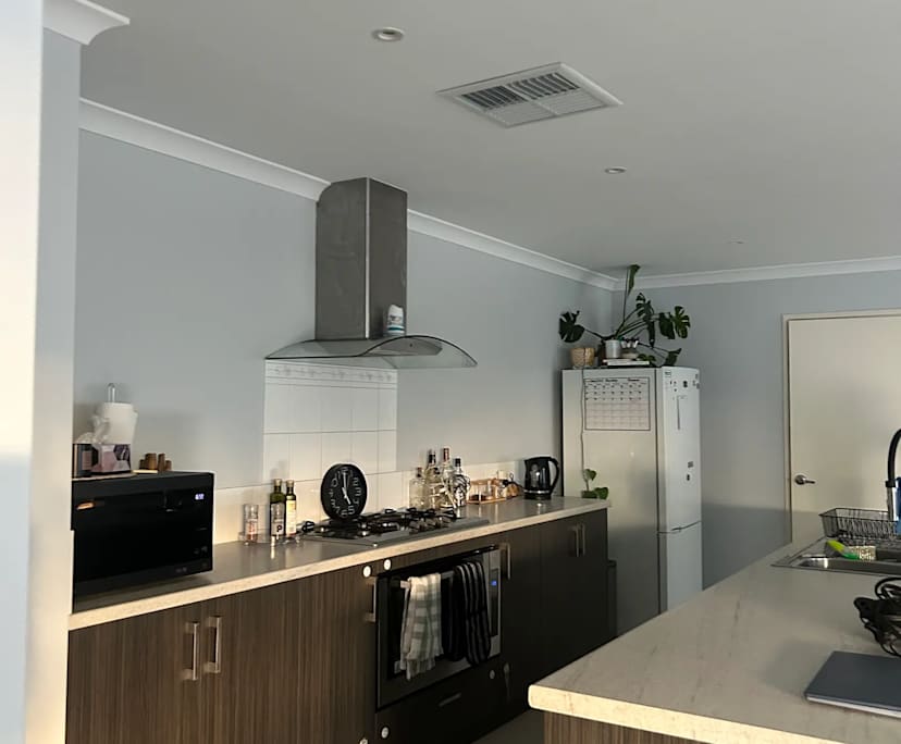 Unfurnished room in a share house