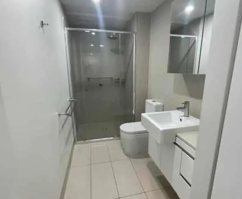 Furnished room in a flatshare
