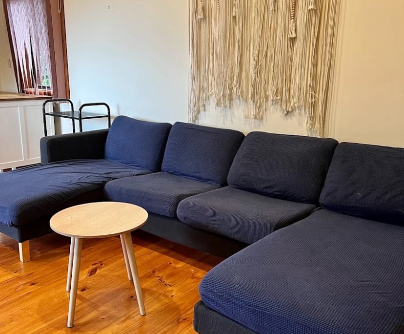 Room in a share house
