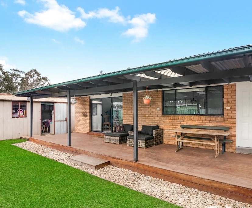 Whole property with 3 rooms for rent