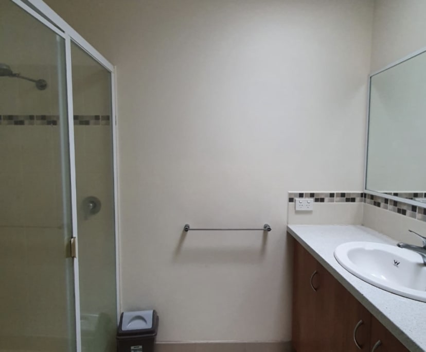 $260, Share-house, 3 bathrooms, Burwood VIC 3125