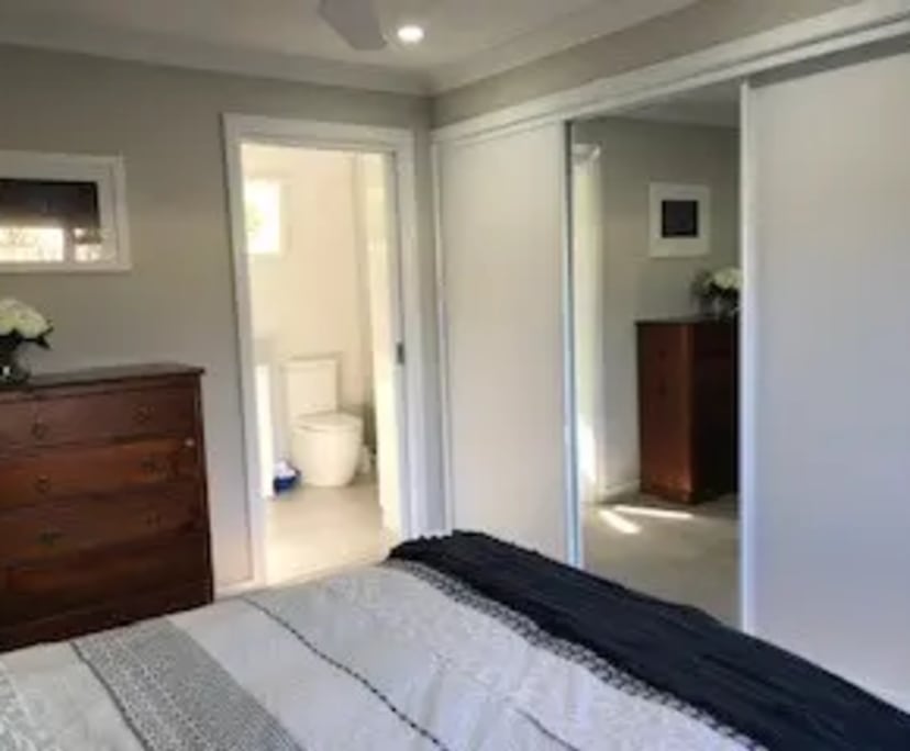 $420, Whole-property, 1 bathroom, Mount Eliza VIC 3930