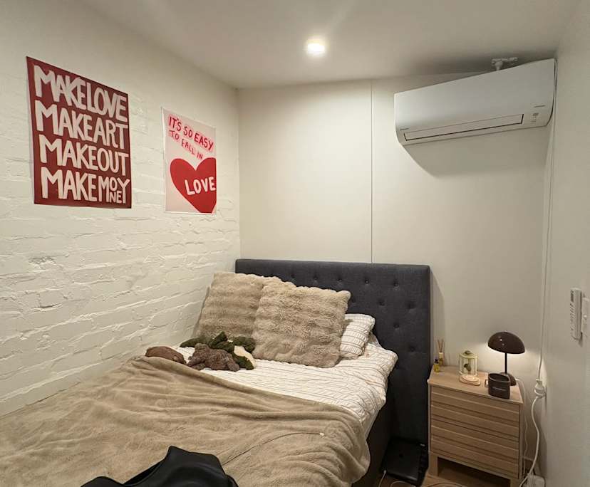 Whole property with 3 rooms for rent