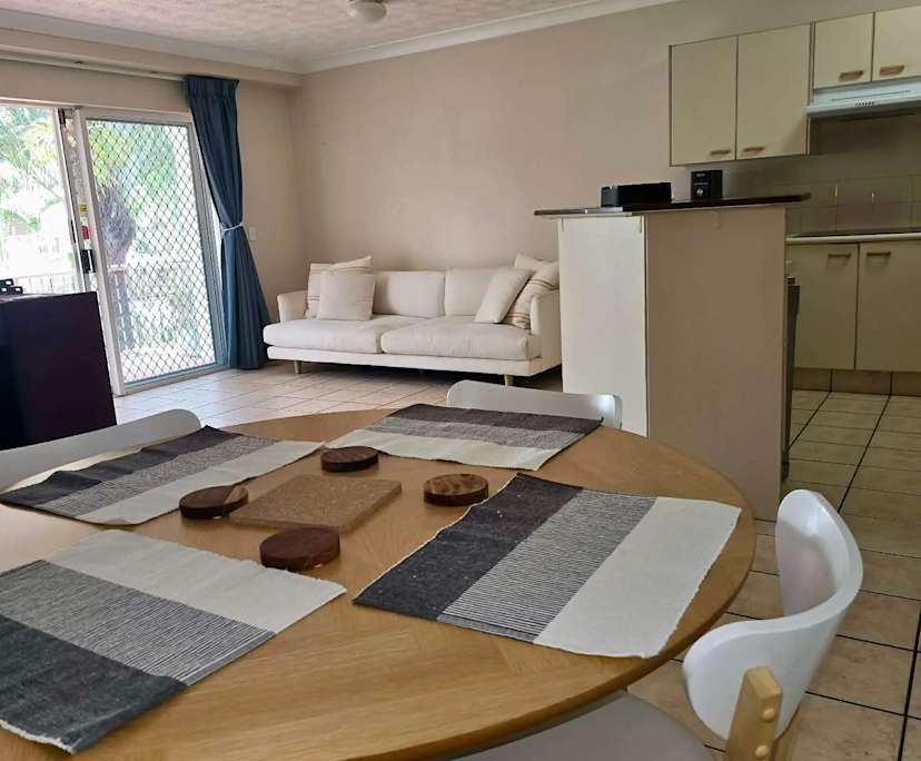 Unfurnished room with ensuite in a flatshare