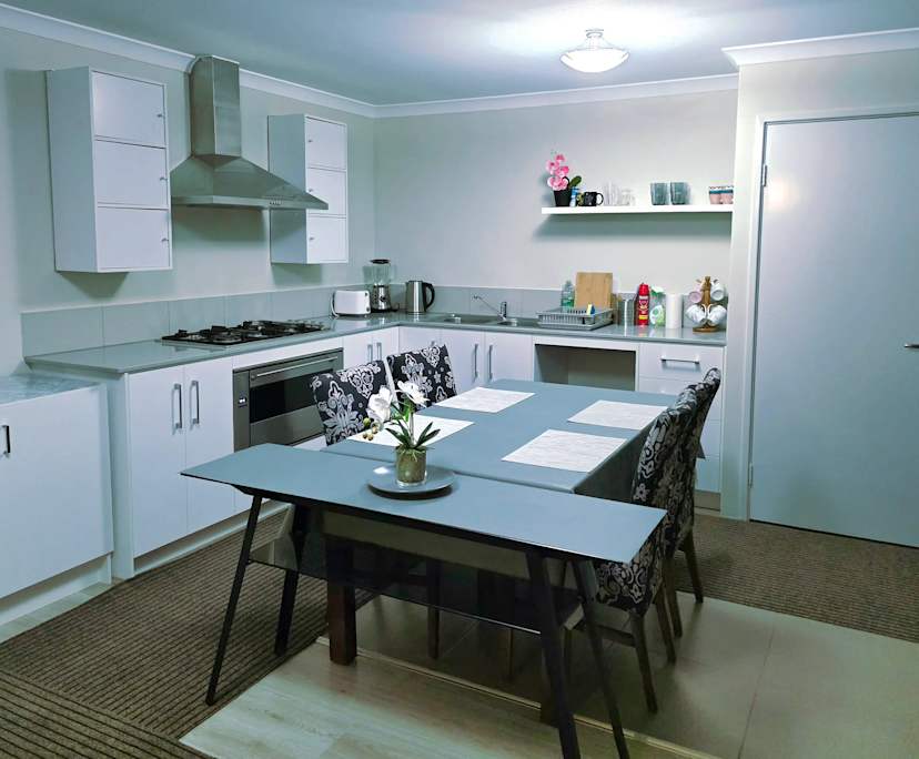 $370, Share-house, 2 bathrooms, Parmelia WA 6167
