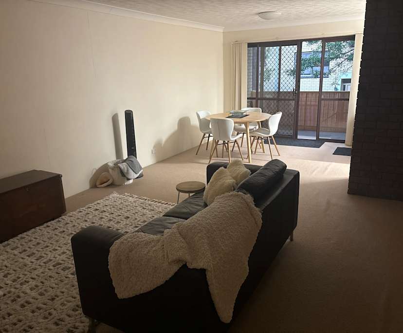 Unfurnished room in a flatshare