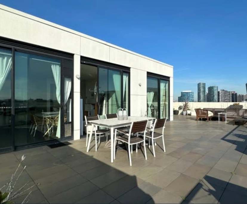 $450, Flatshare, 2 bathrooms, Carlton North VIC 3003