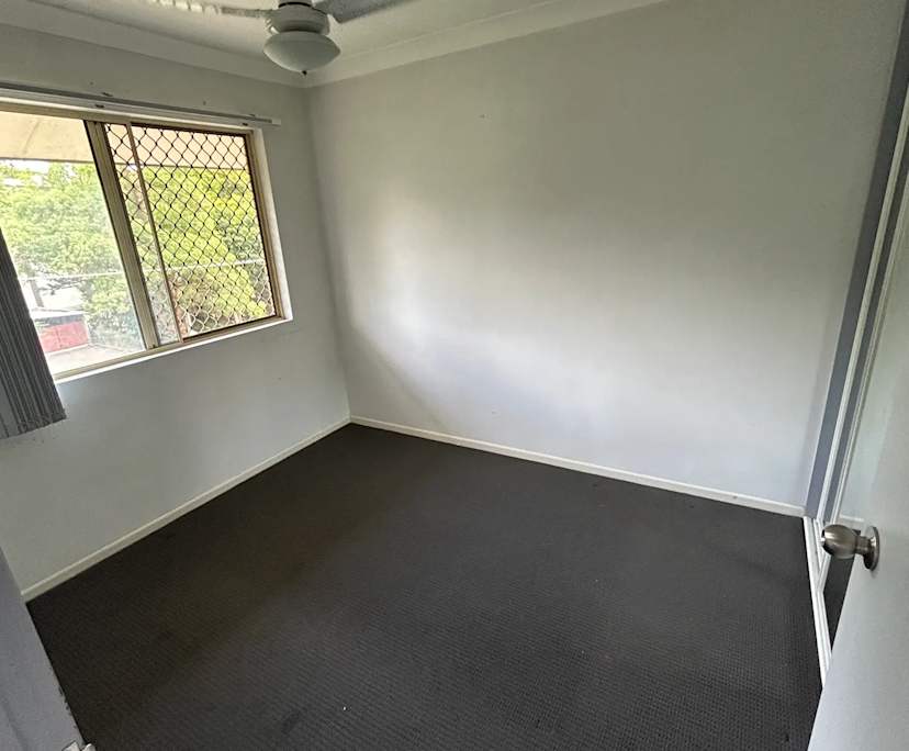 $220, Flatshare, 3 bathrooms, Toowong QLD 4066