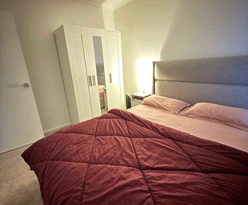 Furnished room with own bathroom