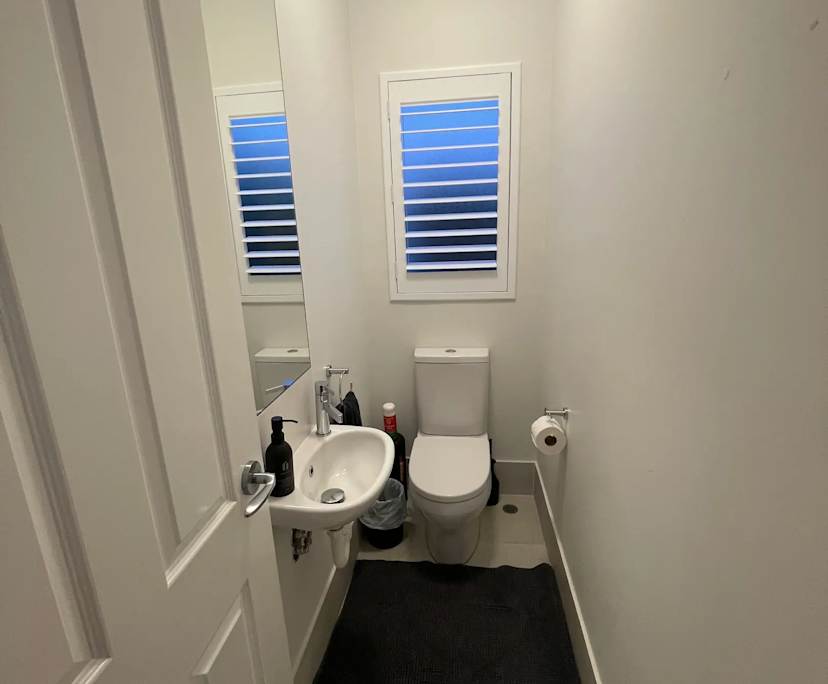 $370, Share-house, 4 bathrooms, Greenmount WA 6056