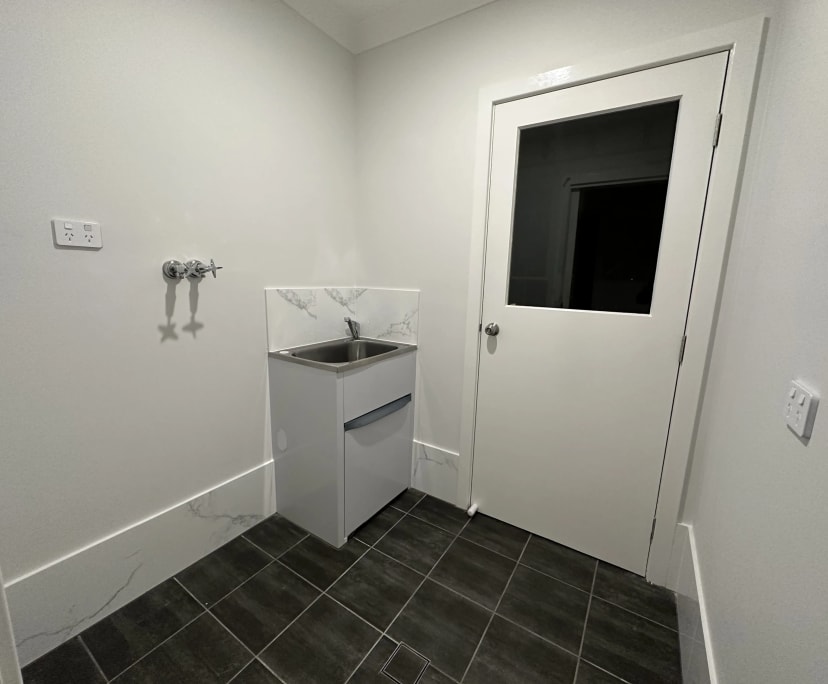 $260, Share-house, 4 bathrooms, Riverstone NSW 2765