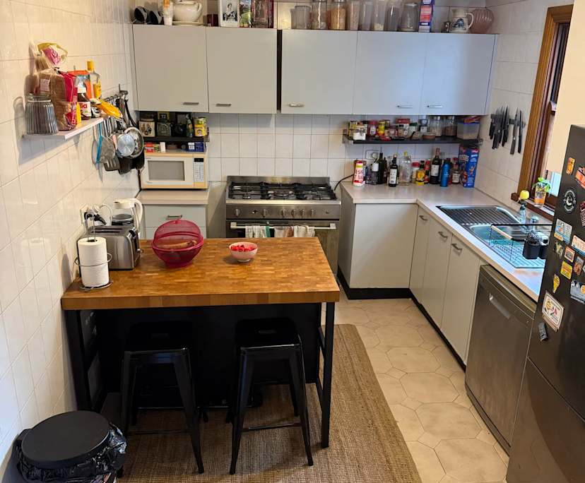 Furnished room in a share house