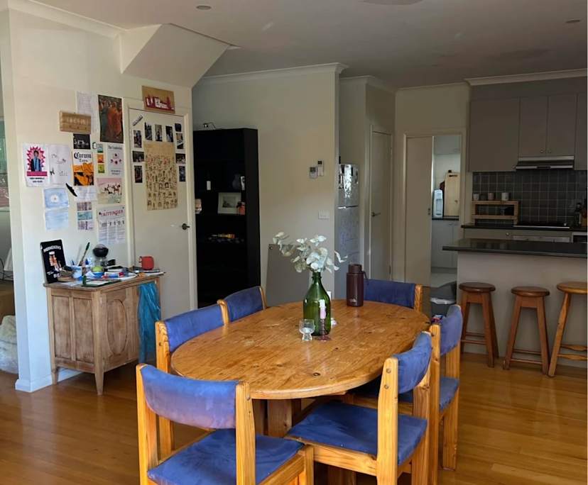 Whole property with 3 rooms for rent