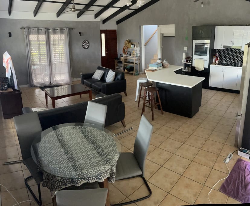 Room in a share house