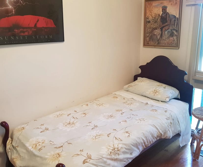 Furnished room in a share house