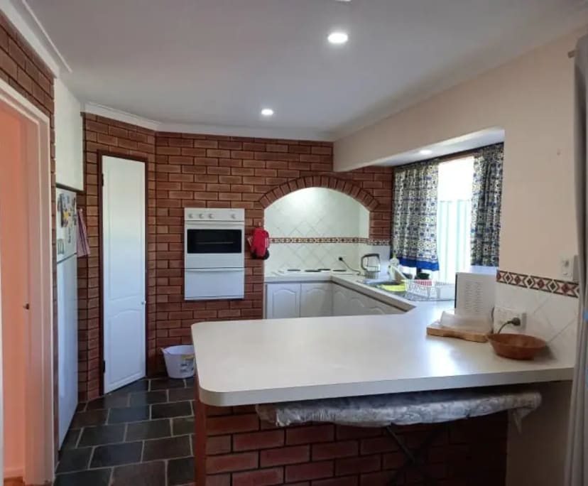 $230, Student-accommodation, 5 bathrooms, Bibra Lake WA 6163