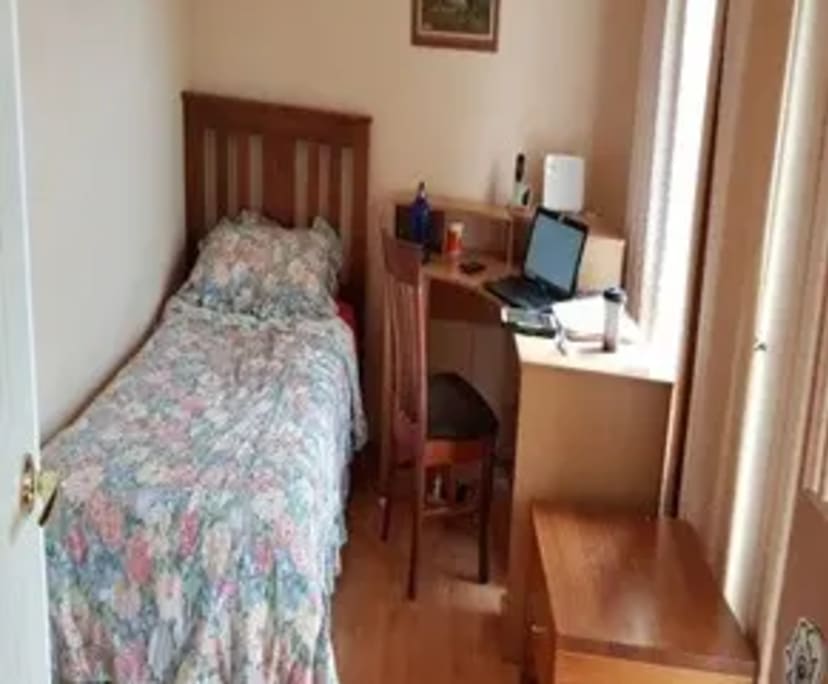 $320-550, Student-accommodation, 3 rooms, Airport West VIC 3042, Airport West VIC 3042