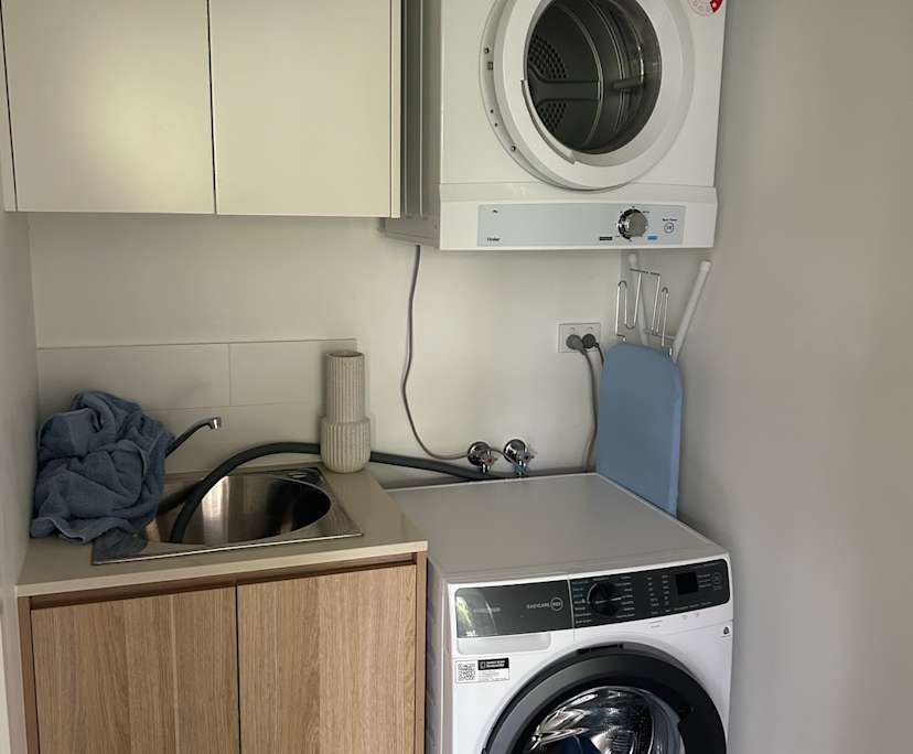 $305, Share-house, 3 bathrooms, Robina QLD 4226