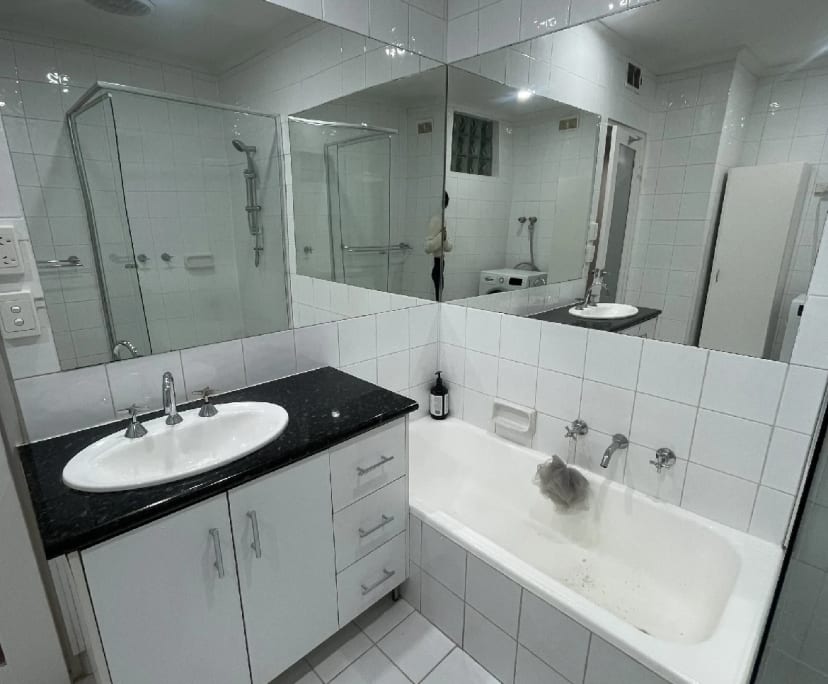 $550, Flatshare, 2 bathrooms, Toorak VIC 3142