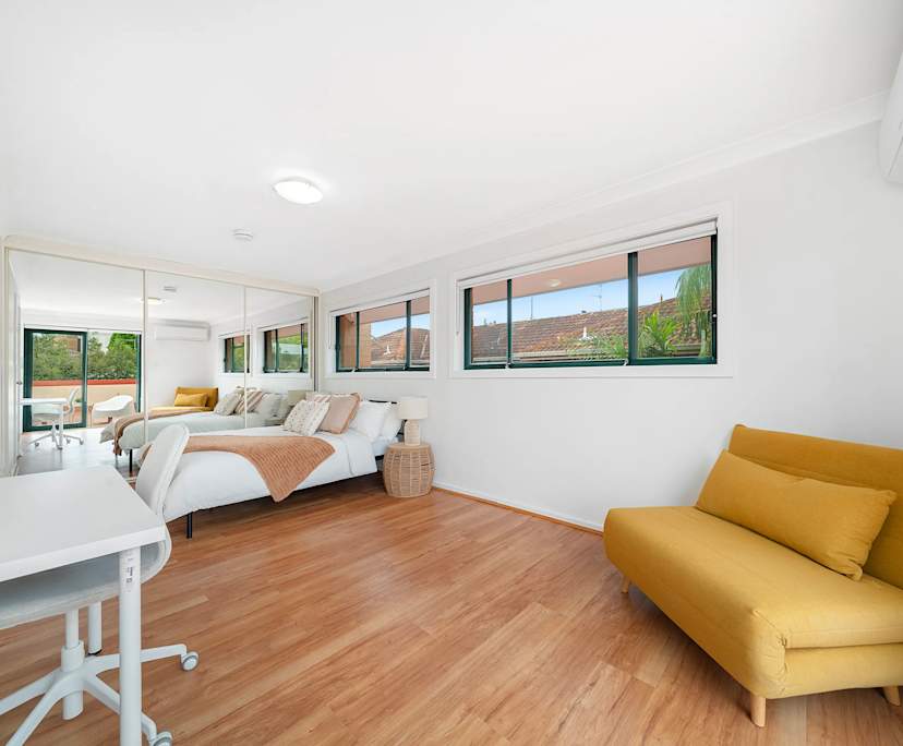 $1,500, Whole-property, 3 bathrooms, Kensington NSW 2033