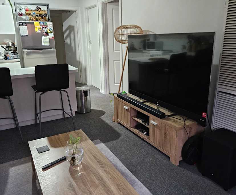 Furnished room in a flatshare