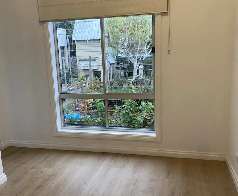 Unfurnished room with own bathroom