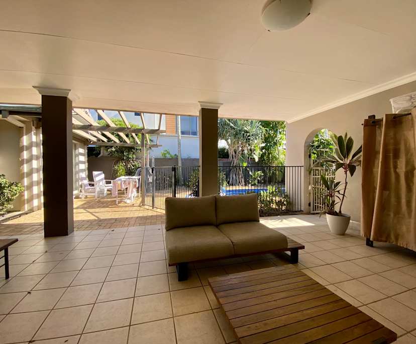 $400, Share-house, 4 bathrooms, Surfers Paradise QLD 4217