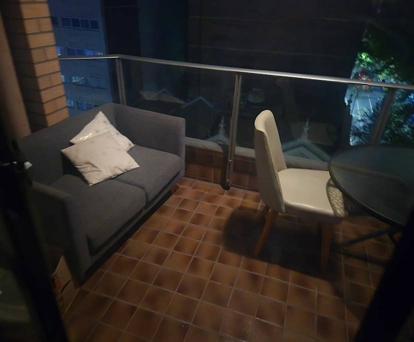 $1,300, Whole-property, 2 bathrooms, Sydney NSW 2000