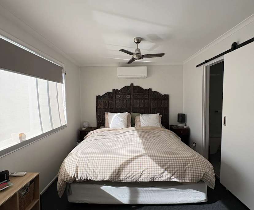 Whole property with 2 rooms for rent